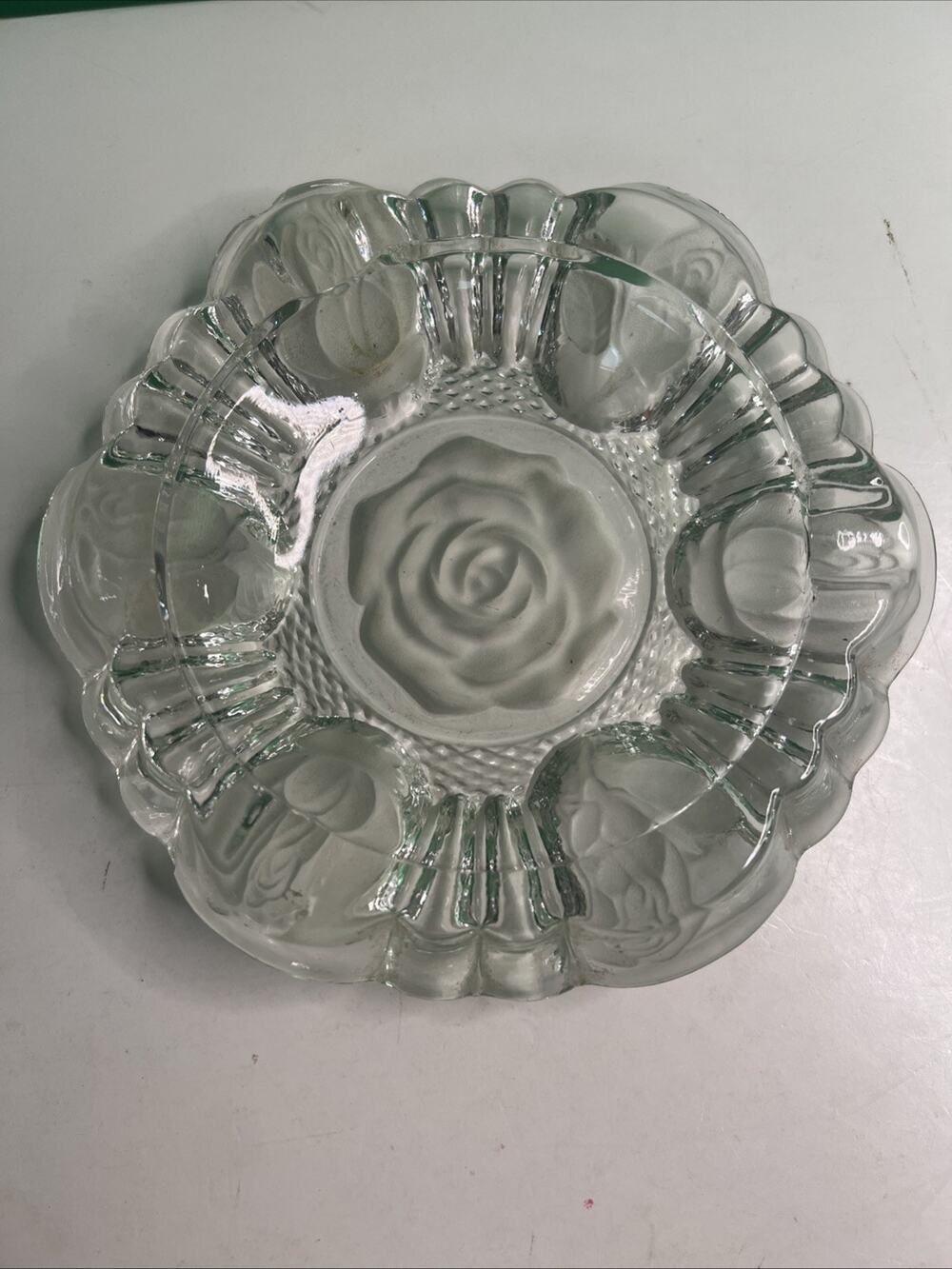 Vintage 1950s 8" Clear Rose Flower Impression Ashtray Pressed Heavy Glass Edges